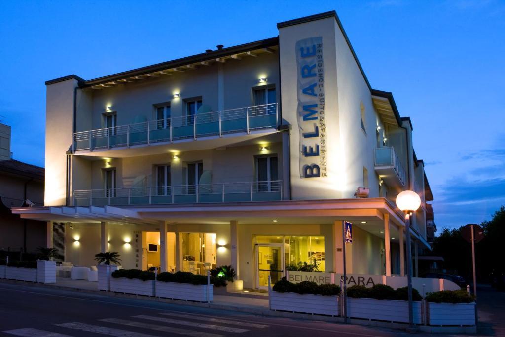 Residence Belmare Римини Екстериор снимка