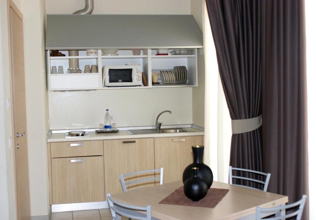 Residence Belmare Римини Стая снимка