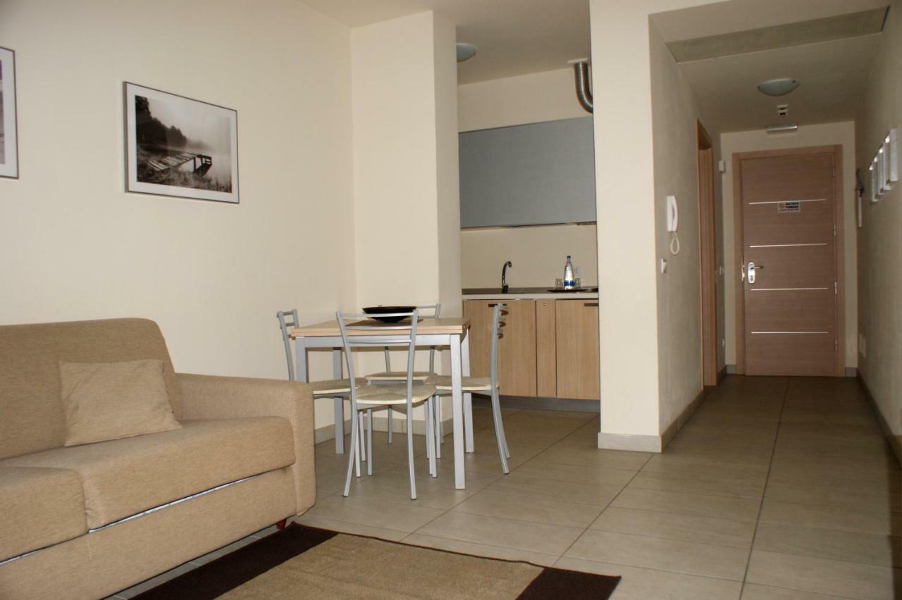 Residence Belmare Римини Екстериор снимка