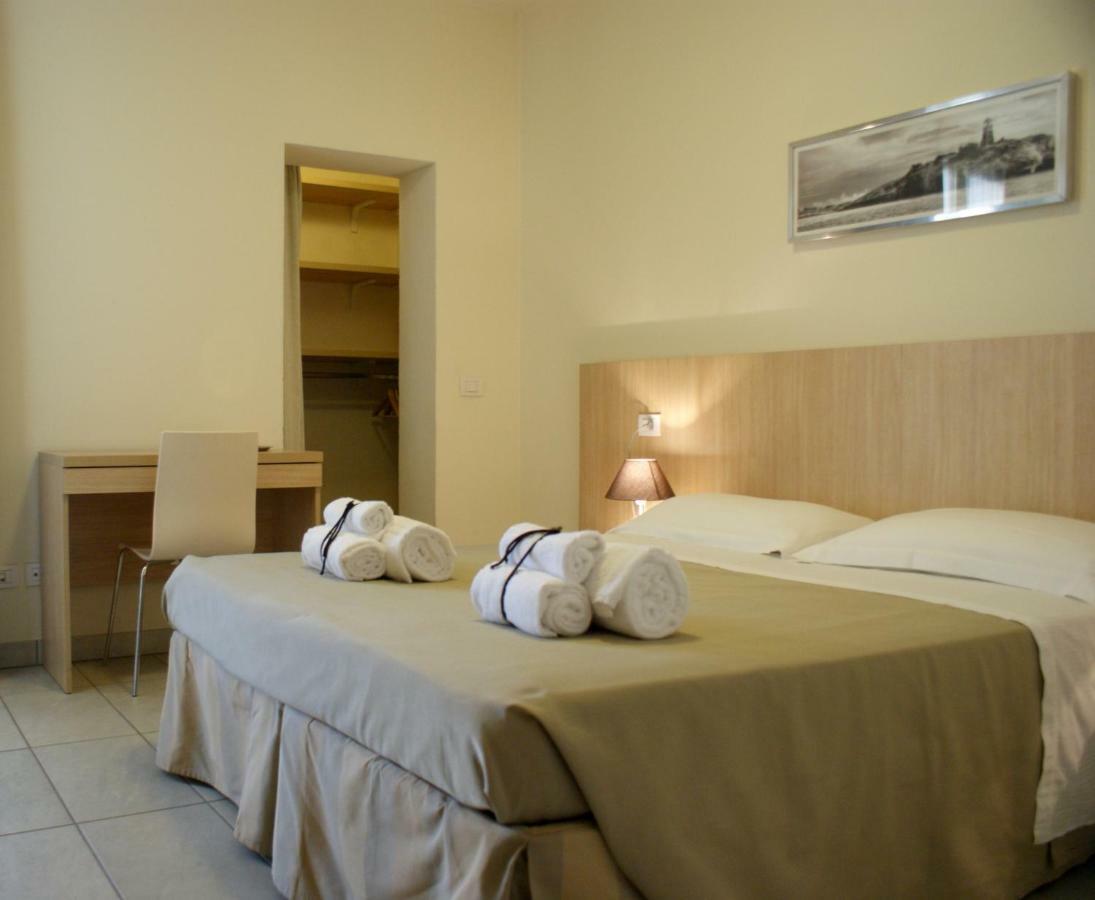 Residence Belmare Римини Екстериор снимка